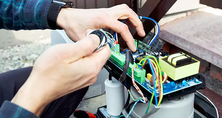 Automatic Driveway Gate Repair in Palm Springs, FL